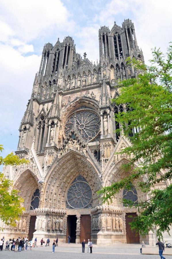 Lux Cathedrale Apartment Reims Ngoại thất bức ảnh